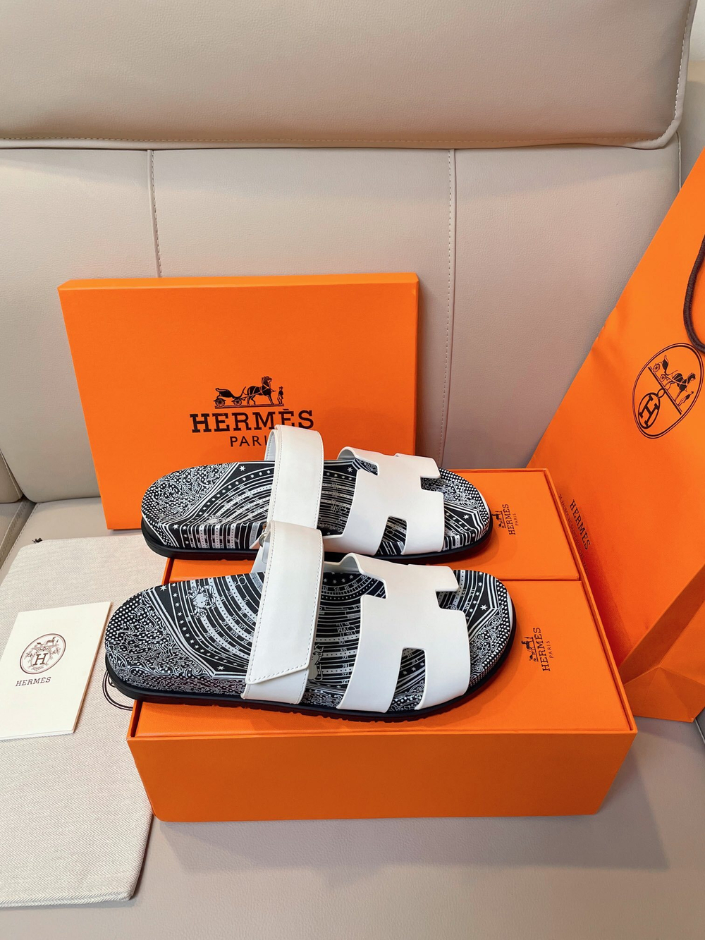 Hermes Chypre Sandal (2 colors)