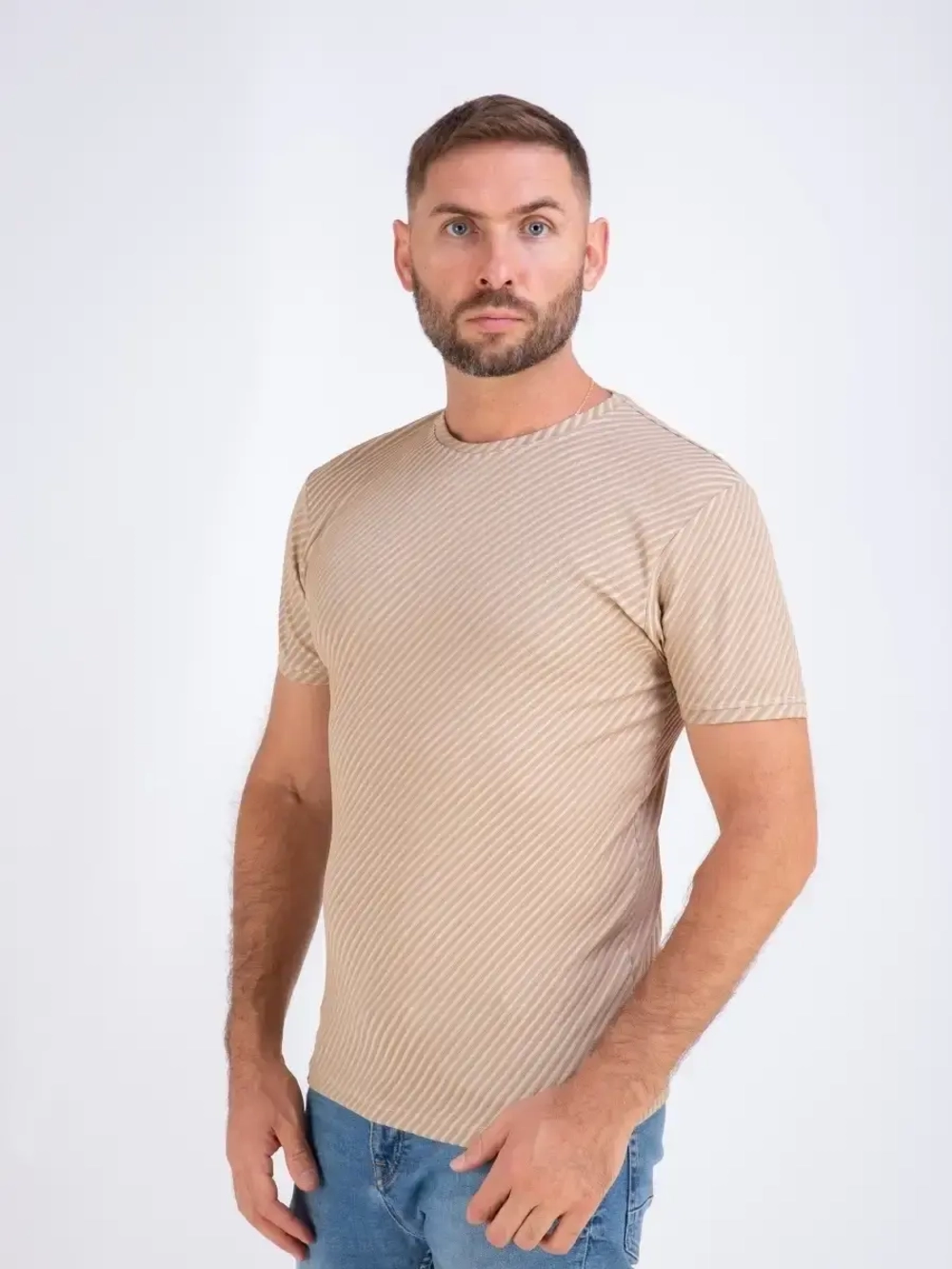 Футболка мужская однотонная базовая