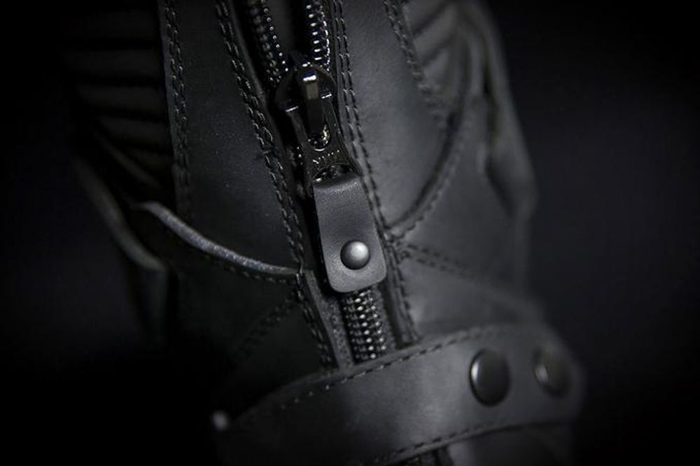 Мотоботы - Icon 1000 Prep