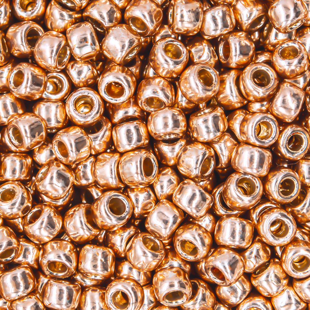 Японский бисер TOHO Round 8/0 (№PF551), непрозрачный глянцевый с металлическим блеском