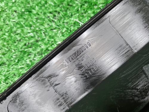 Накладка двери передняя правая Geely Atlas (16-22)