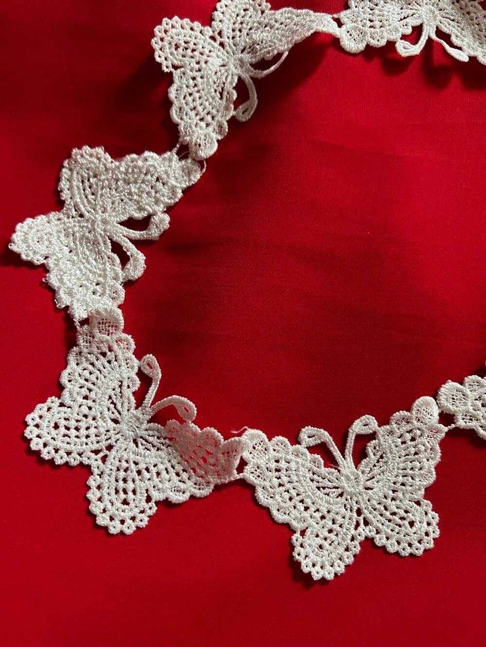 Тесьма кружево для рукоделия и вязания бабочки