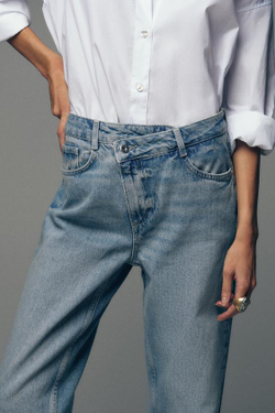 ZARA ДЖИНСЫ Z1975 STRAIGHT С ВЫСОКОЙ ПОСАДКОЙ И ПЕРЕКРЕЩЕННОЙ ТАЛИЕЙ, ИНДИГО