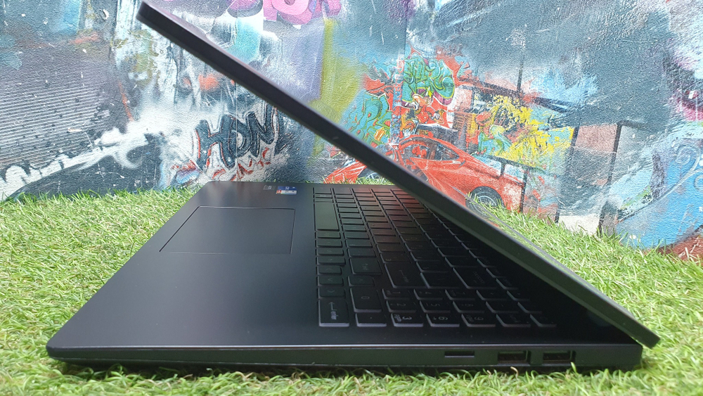 Ноутбук MSI i7-12/16Gb/FHD/Modern 15 B12M-212XRU 9S7-15H112-212/Windows 10