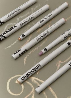 UNLEASHIA Веганские тени для век в карандаше Pretty Easy Glitter Stick №1 Thrilled