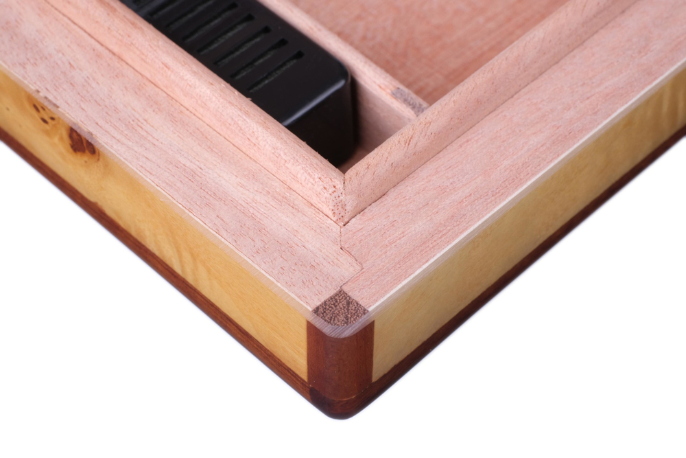 Хьюмидор Howard Miller на 10 сигар, Тополь 810-005