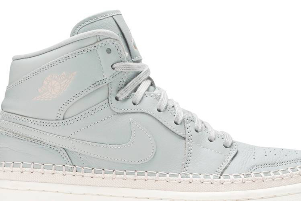 Кроссовки Jordan Air Jordan 1 Retro 1 High Premium (Женская размерная сетка)