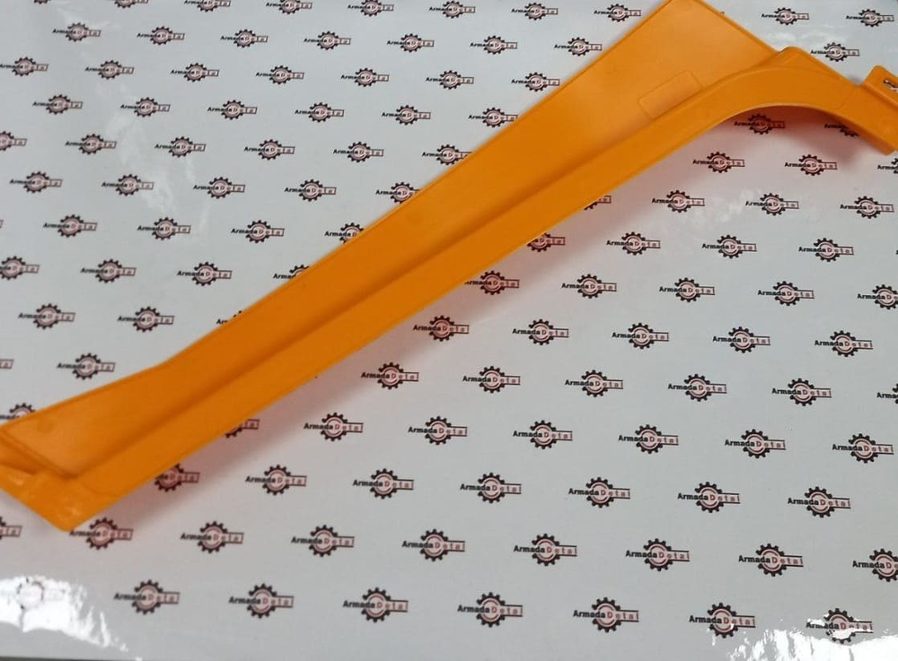 Уголок рамки капота правый вертикальный | 332/P5260 | JCB 3cx 4cx 5cx аналог