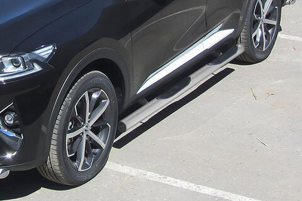 Пороги стальные Haval F7, F7x (2019-2023) d76 с проступями (серебристые)