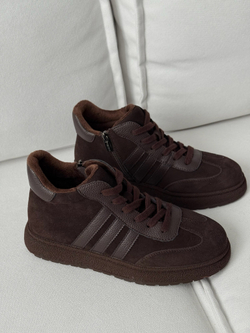 Кеды из натуральной замши