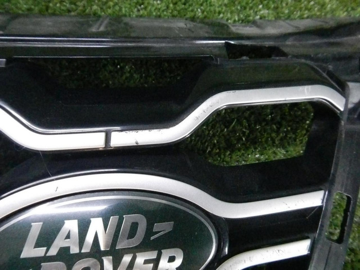 Решетка радиатора Range Rover Evoque 2 (2018-2024)