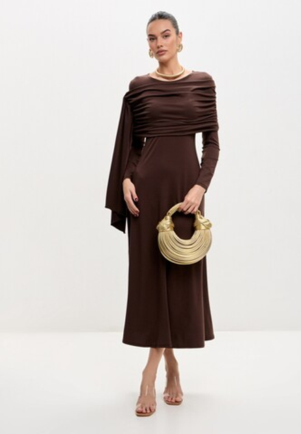 Платье с накидкой