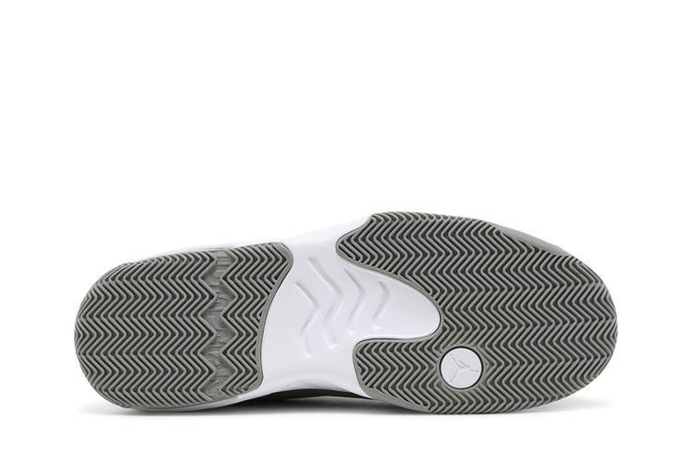 Кроссовки Jordan Max Aura 2