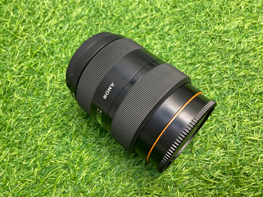 Sony DT 16-105mm 3.5-5.6 (SAL-16105)
