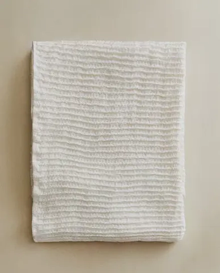 ZARA HOME ВАФЕЛЬНОЕ БАННОЕ ПОЛОТЕНЦЕ С ОДНОТОННОЙ КАЙМОЙ, ЦВЕТ СЛОНОВОЙ КОСТИ