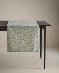 ZARA HOME СКАТЕРТЬ-ДОРОЖКА НА СТОЛ «ПОЛЕВЫЕ ЦВЕТЫ» С КРУЖЕВОМ, СИНИЙ