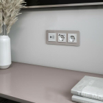 Рамка на 3 поста Elite (дымчатый, стекло)