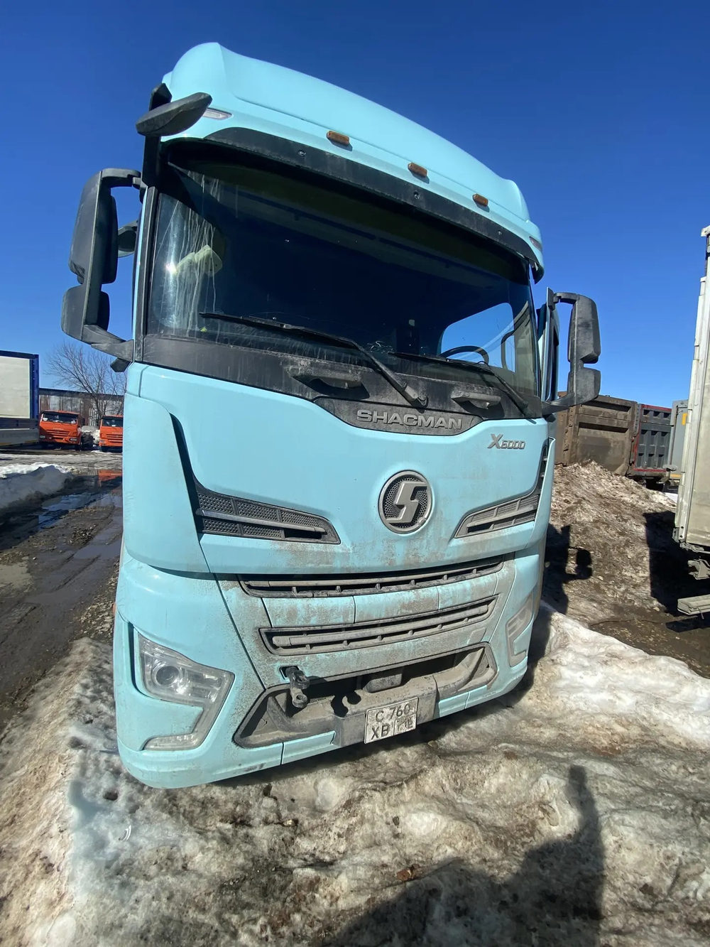 Shacman (Shaanxi) SX* 4x2 Седельный тягач SX4188YY381 (Дизельный, 12,5 л, 473 л.с., АТ)