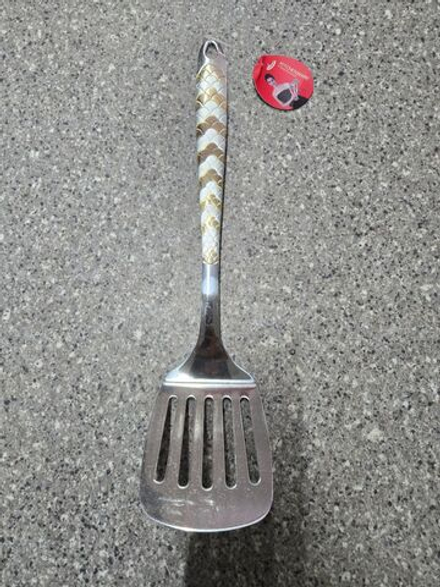 Лопата с прорезью версачи