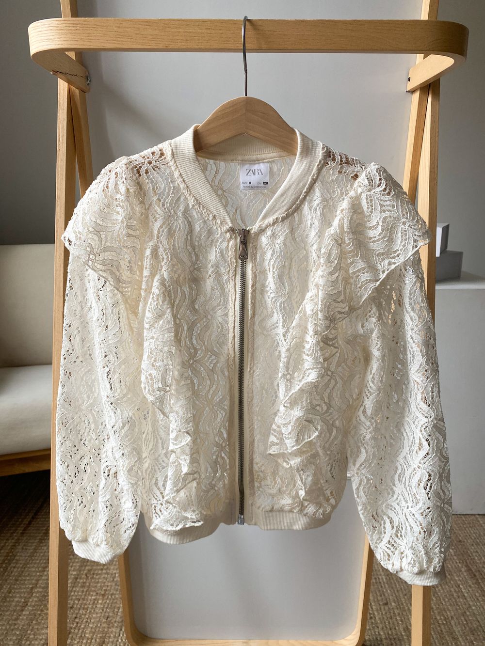 Бомбер Zara, 128