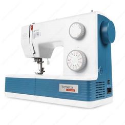 Швейная машина Bernette 05 Academy