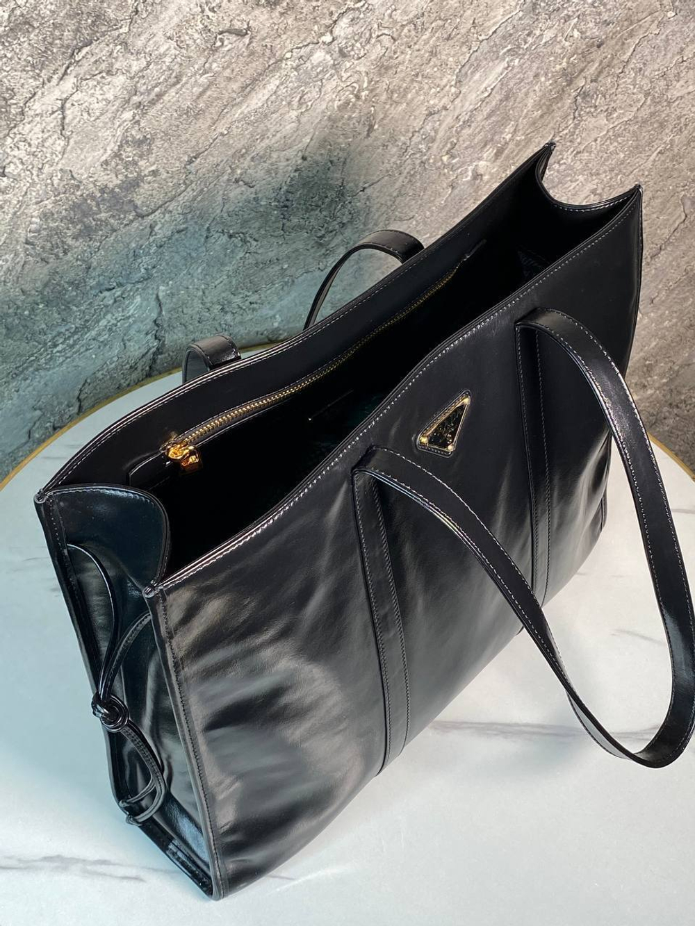 Сумка Prada