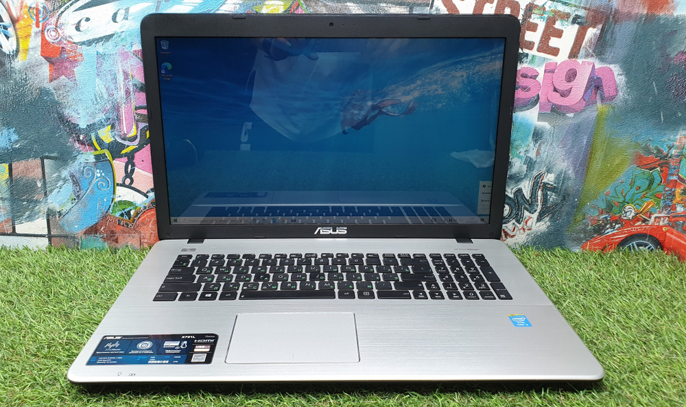 17.3" Ноутбук ASUS 4 ядра покупка/продажа