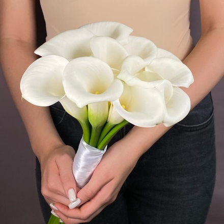 Свадебный букет из 11 калл