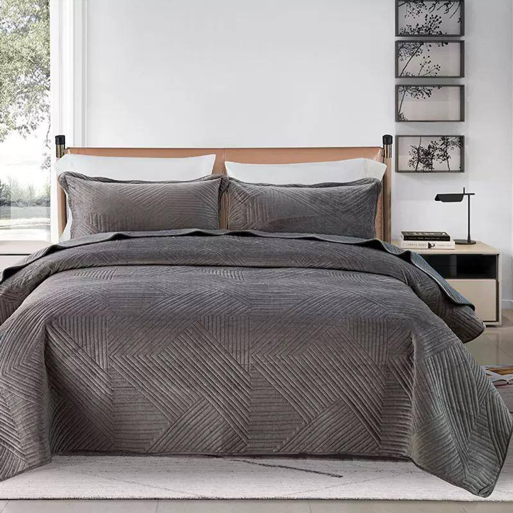 Велюровое покрывало с наволочками (2 шт.)