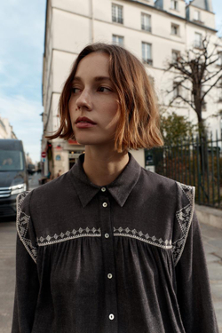 ZARA БЛУЗА С ВЫШИВКОЙ, ТЕМНО-БАКЛАЖАНОВЫЙ