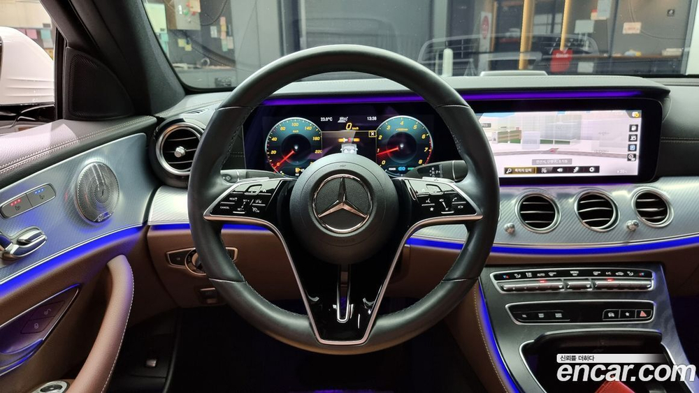 Mercedes-Benz E-Class W213 E350 4MATIC Avangarde (02.2021)