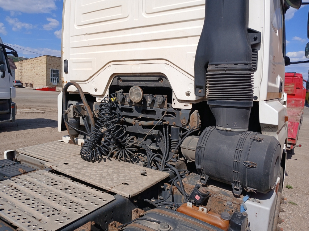 КамАЗ 65206 6x4 Седельный тягач 65206-T5 (Дизельный, 12,0 л, 428 л.с., МТ)