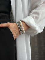 Браслет многослойный из белого жемчуга, венецианского стекла и гематита, застежка из натуральной итальянской кожи "растишка". Регулировка длины.