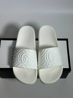 Шлепанцы Gucci