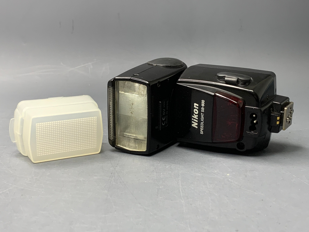 Nikon Speedlight SB-800