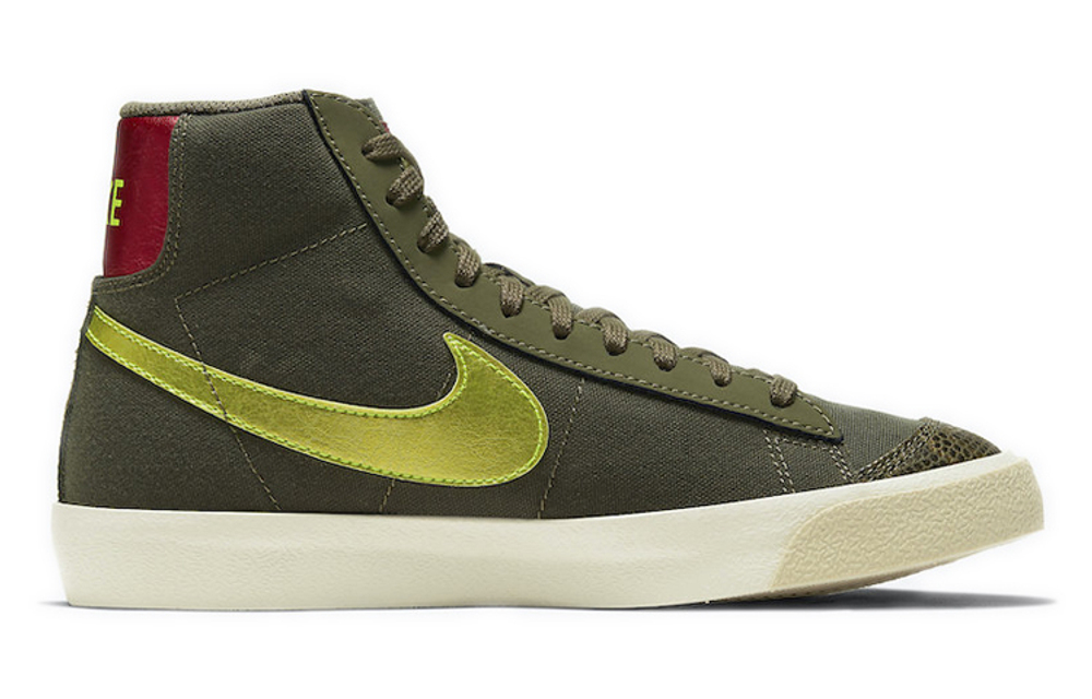 Кроссовки Nike Blazer 77 "Olive Snakeskin" (Женская размерная сетка)