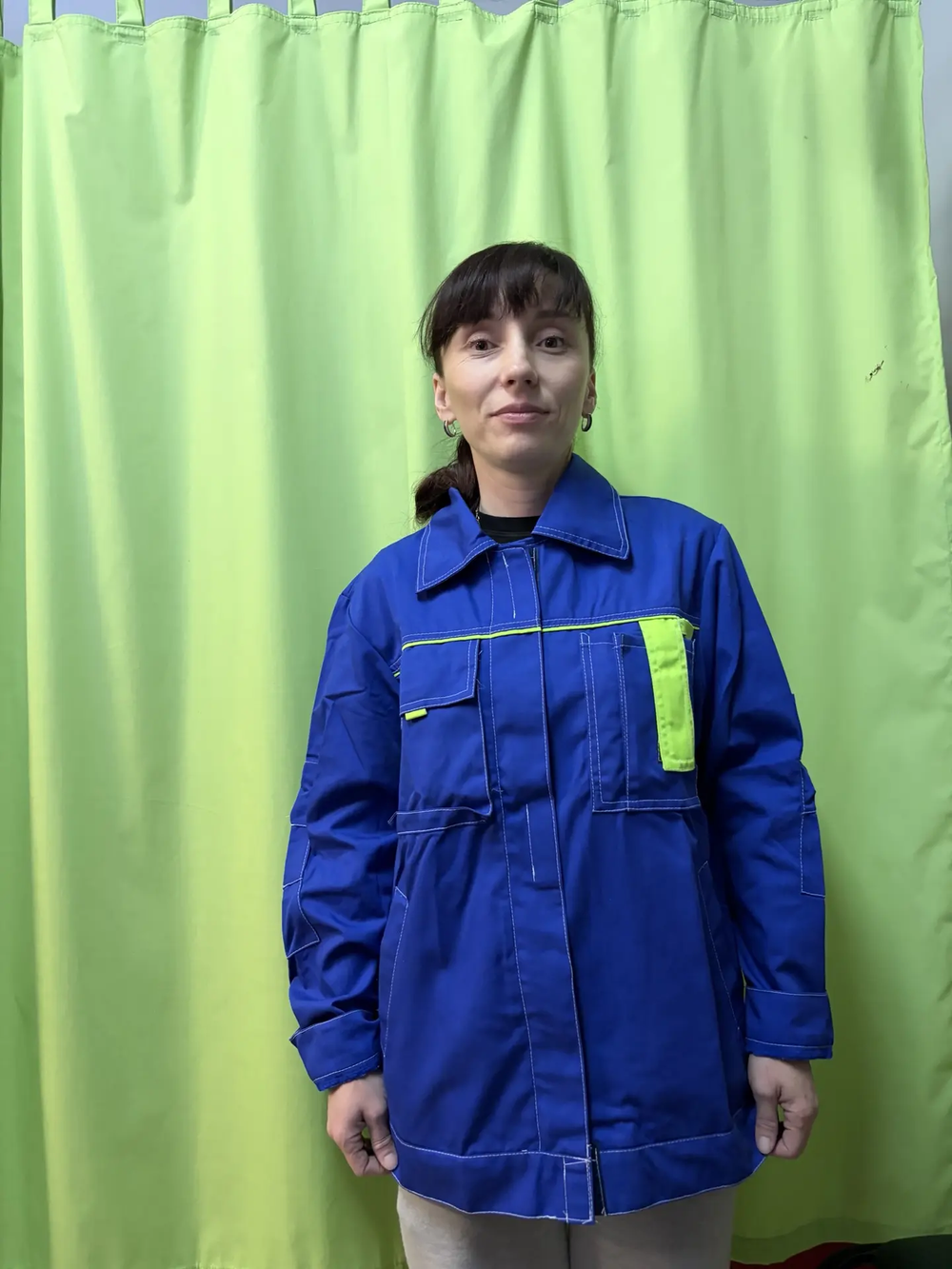Отдельные предметы рабочей одежды муж и жен: Куртки, Брюки, Полукомбинезоны в ассортименте