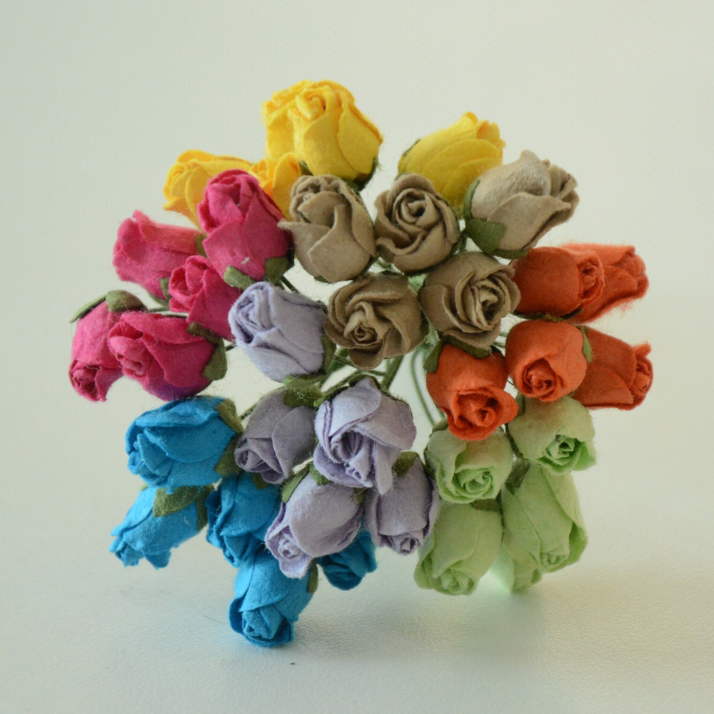 Роза бутон средняя на ножке, длина 1,5см, цвет в ассортименте