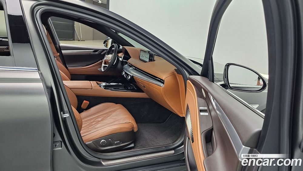 Genesis G80 (RG3) Бензин 2.5 Turbo AWD (08.2022)