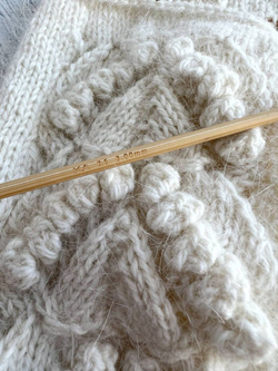 Трикотажная пряжа ангорка