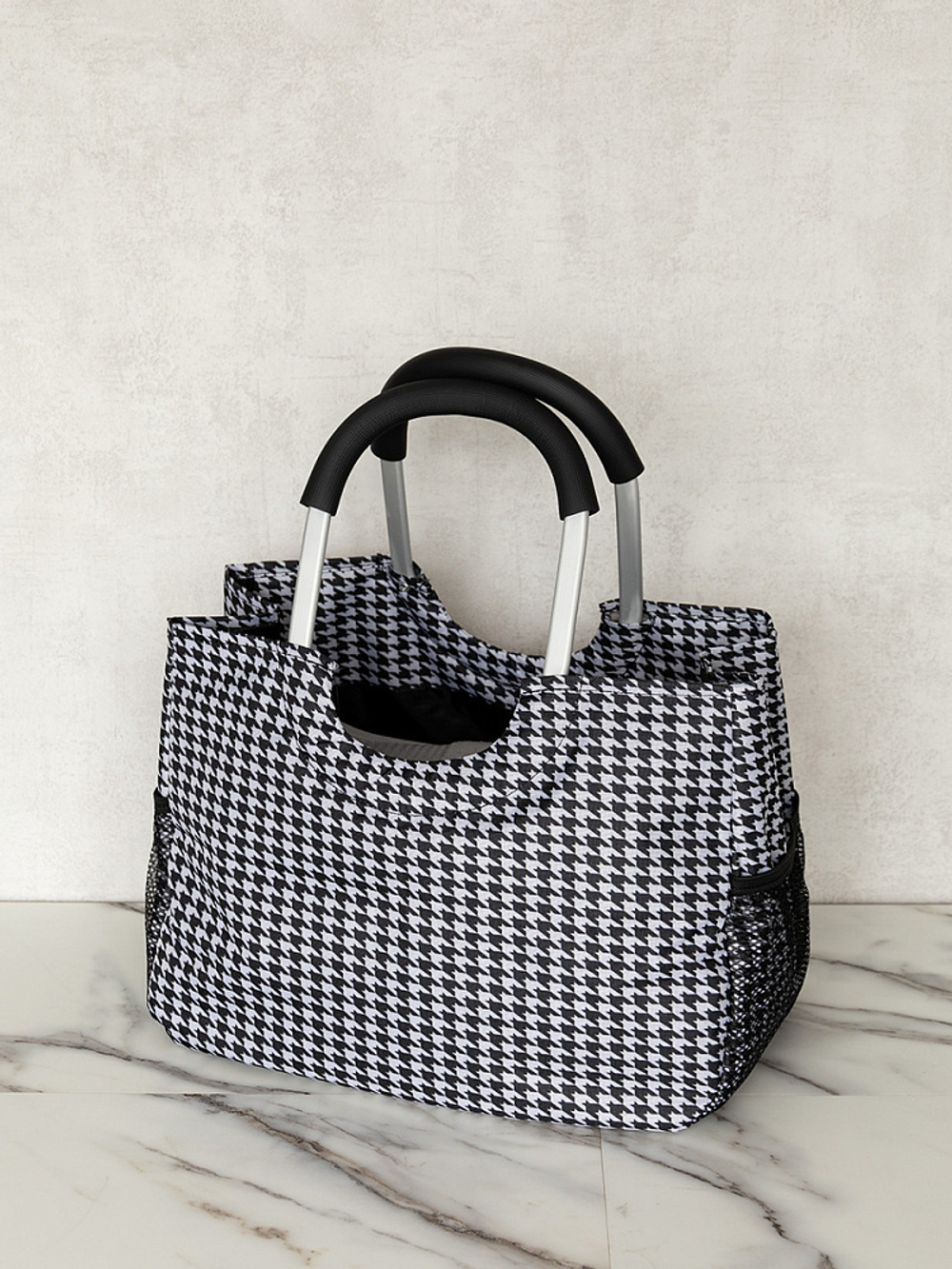 Корзина для белья DeNASTIA Гусиные лапки, 30x40x25, черный/белый