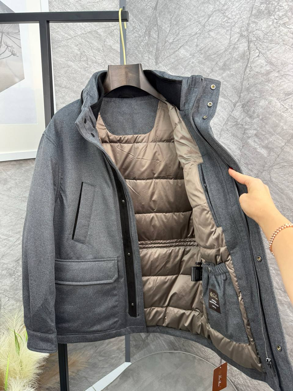 Пуховик Loro Piana