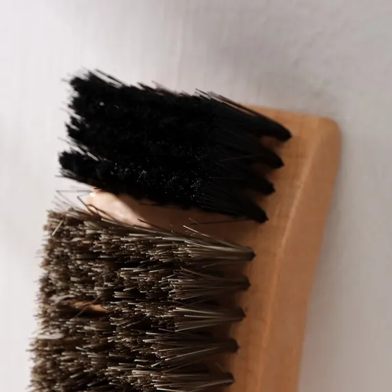 Щётка для одежды и обуви деревянная SAVANNA, 15,5×5×,5,5 см, 154 пучка, натуральный ворс