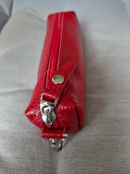 Ключница из натуральной кожи красная женская