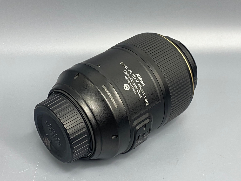 Nikon 105mm 2.8G IF-ED AF-S VR Micro-Nikkor