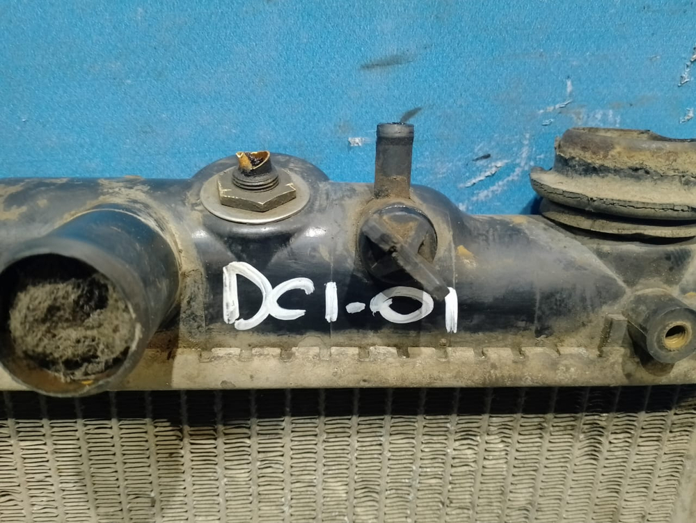 Радиатор двигателя Honda INTEGRA 1993