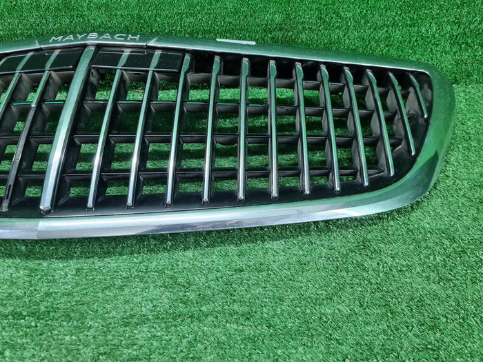 Решетка радиатора Mercedes S x222 (17-20) Maybach