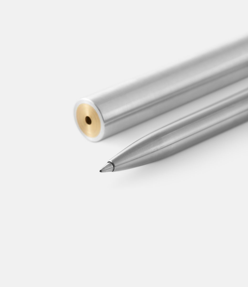 Nicholas Hemingway The Brass Writer Pen — ручка из стали с латунью