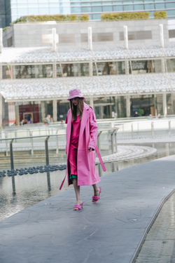 Тренч кожаный розовый