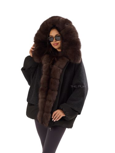 Комбинированный черный пуховик с мехом песца